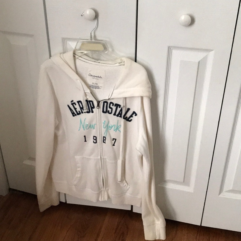 zip up hoodie